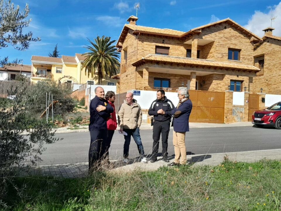 El concejal de Seguridad junto con representantes de la Comunidad de Madrid, visitan una de posibles ubicaciones de la nueva sede.